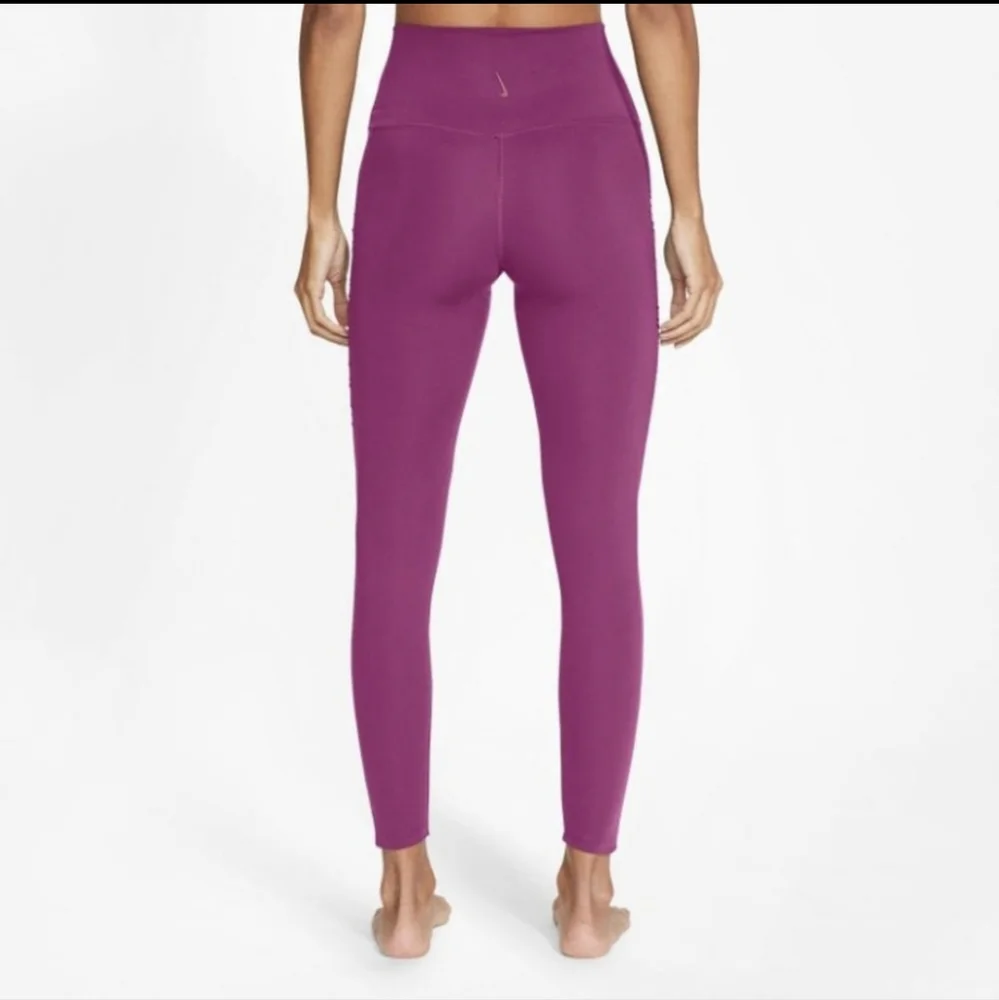 Nike Yoga Core Collection Cactus Flower 7/8 Tights